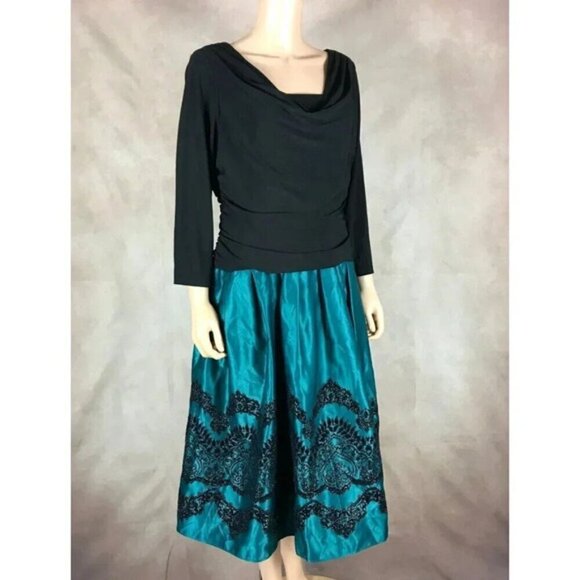 SL Fashions Flocked Black/Teal Fit & Flare Special Event Dress NWT 18 - Picture 6 of 10